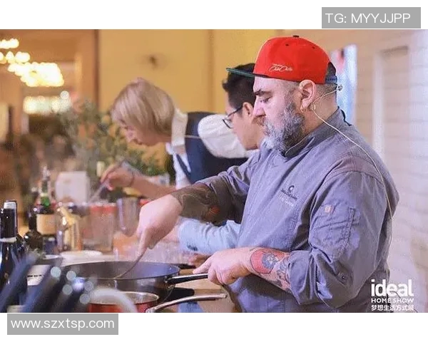 足球明星化身大厨挑战美食界的精彩冒险之旅